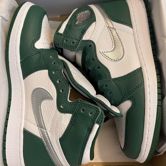 Jordan Other - Air Jordan Retro High OG GS